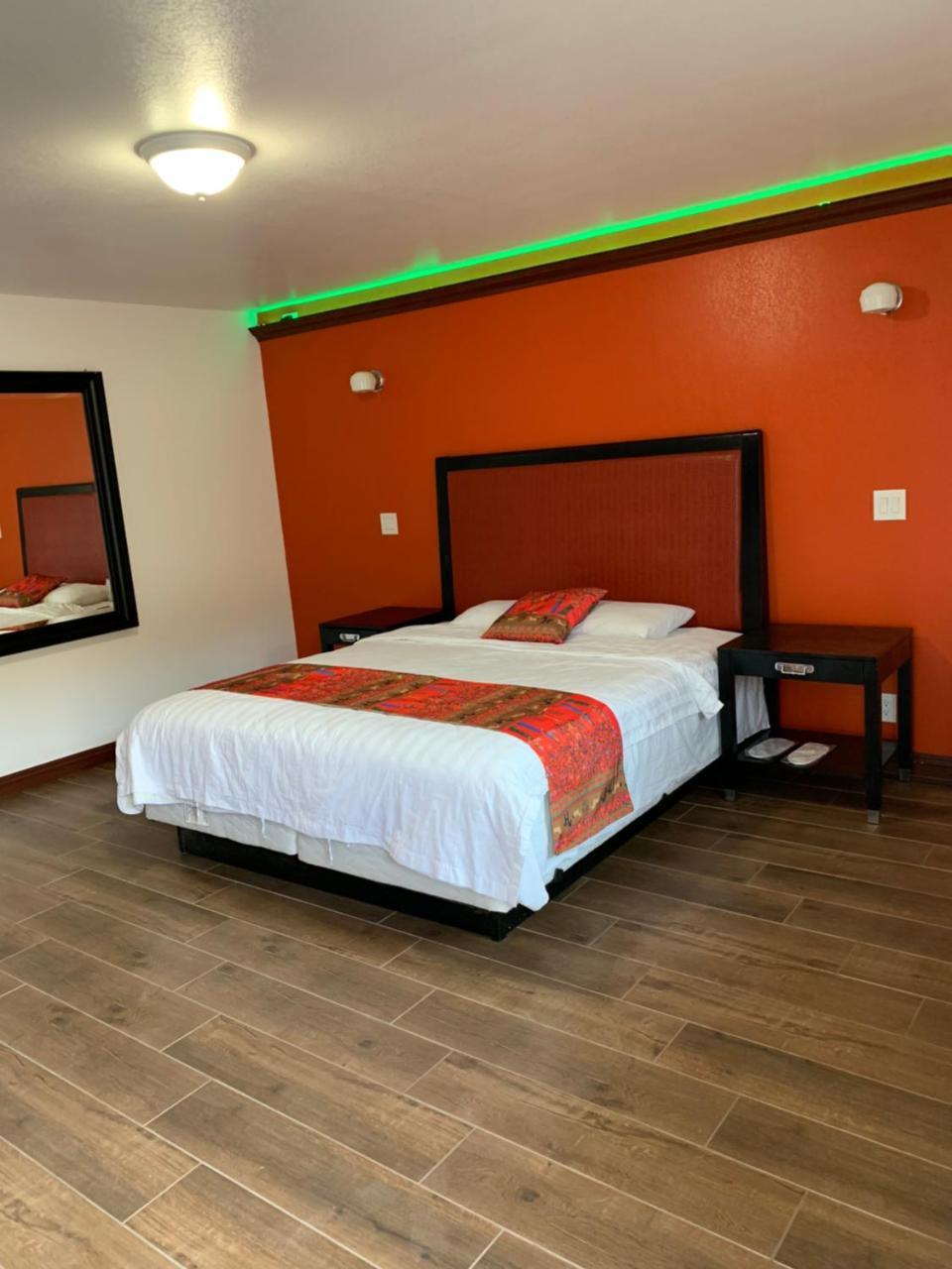 Inn & Norwalk